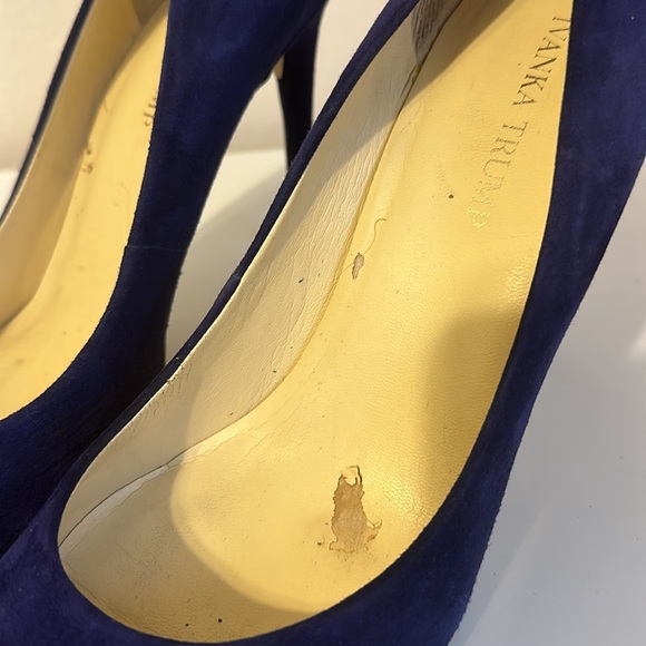IVANKA TRUMP WOMEN'S BLUE SUEDE POINT TOE STILETTO PUMPS SIZE 11 - Picture 8 of 9